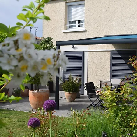 La 13&15 Bed & Breakfast