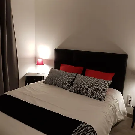 Bed & Breakfast La 13&15 3*