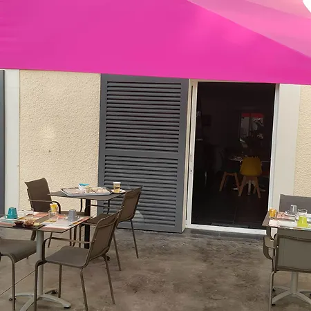 Couette-café La 13&15 4*