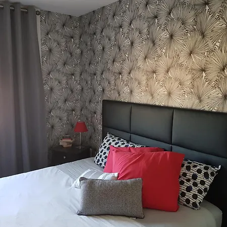 Couette-café La 13&15 4*